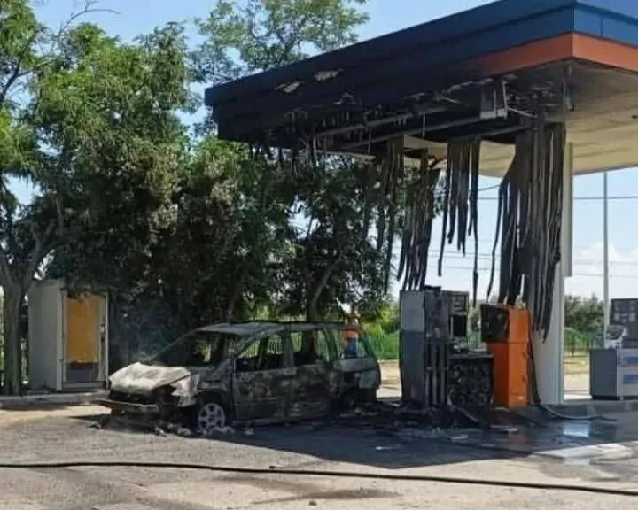 Cosenza, strage di migranti sulla Ss 106: 4 corpi carbonizzati in auto. Si segue la pista dell'omicidio
