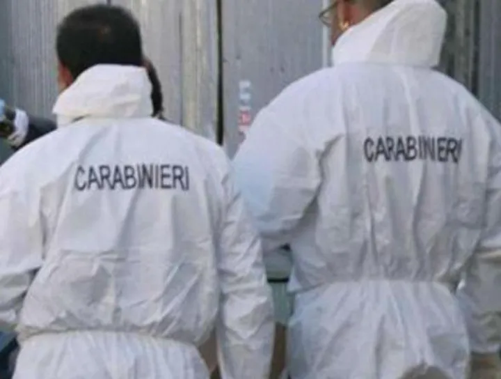 Ascoli Piceno, torturò e uccise la moglie in casa: condannato all'ergastolo