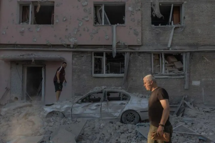 Ucraina, Russia attacca Kiev con missili e droni: 10 morti