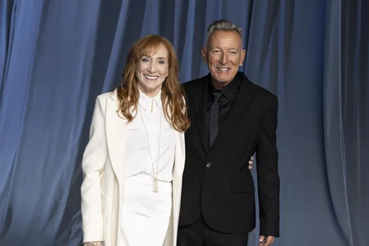 Bruce Springsteen, tumore della moglie Patti Scialfa in remissione: 