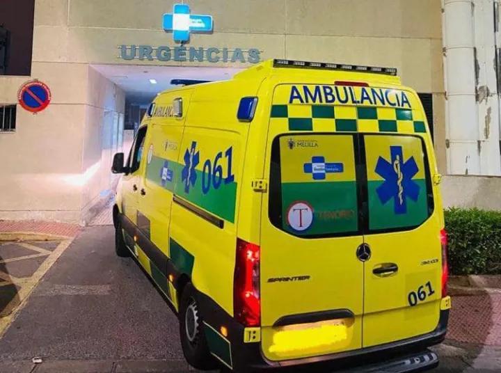 Guida un'ambulanza e lavora sei giorni al mese: 
