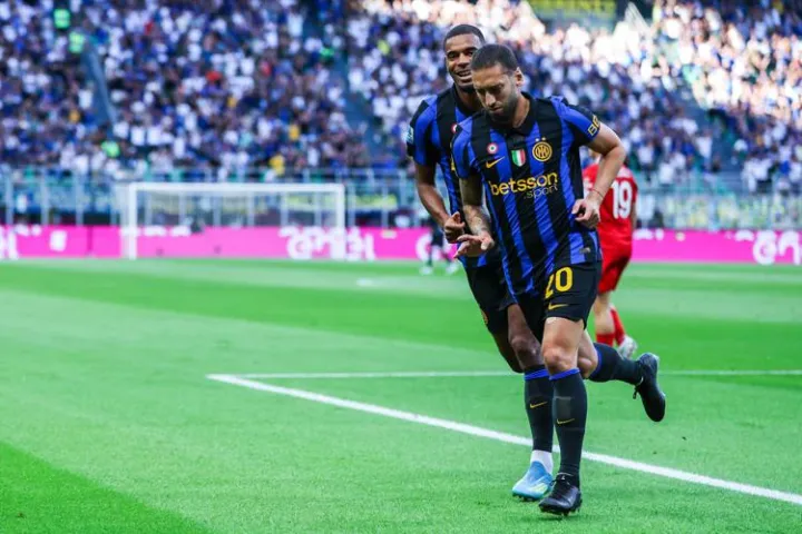 Inter-Monza 4-1, poker di Bisseck - Diretta