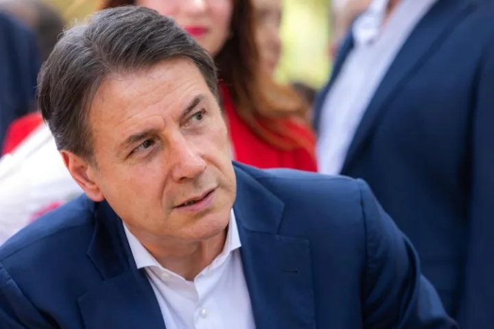 Ucraina, Conte: 