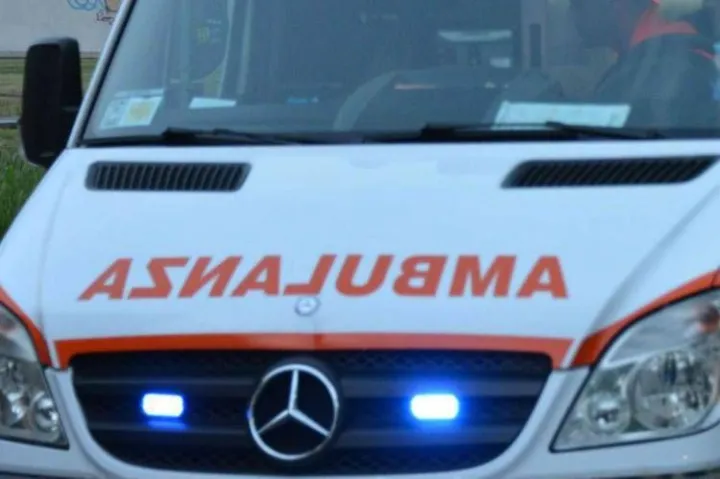 Schianto con lo scooter sulla litoranea, morti due 18enni a Quartu Sant'Elena